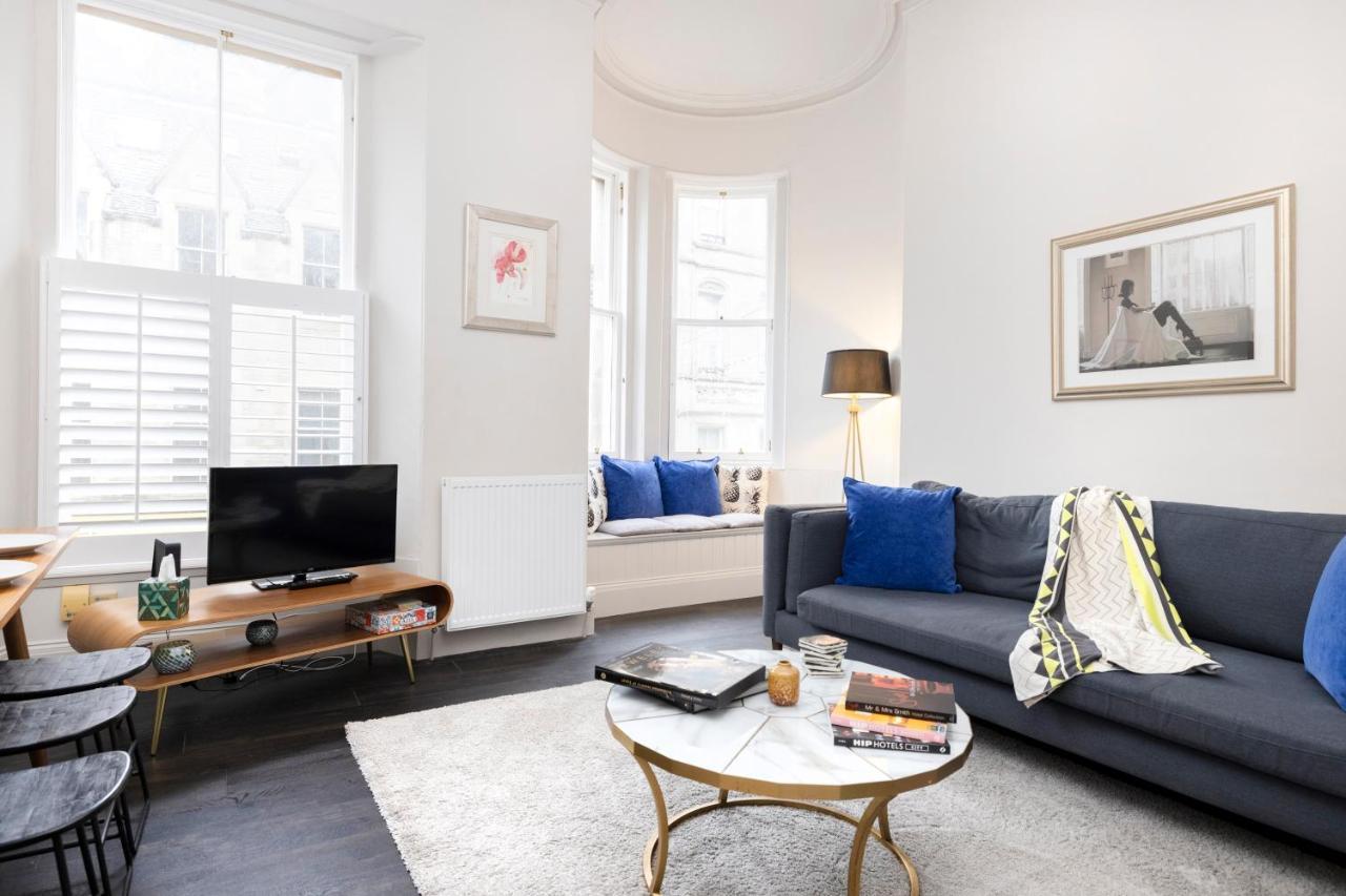 Joivy Sophisticated Apt Near Edinburgh Castle Exterior photo